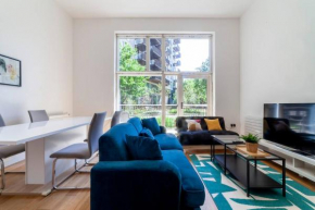 Stunning New 3 BDR Duplex wbalcony, East London